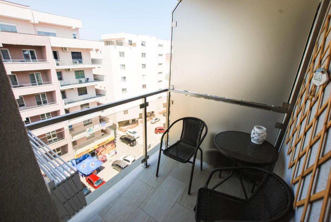 Dor De Mare - Studio Tenerife - Sea And Lake View - Street Lotus ! Apartment Mamaia Luaran gambar